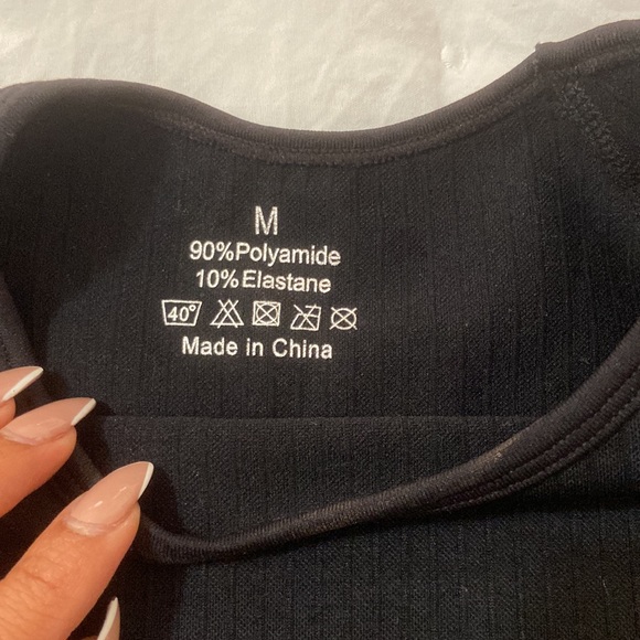 Crop Top Set - Picture 4 of 5